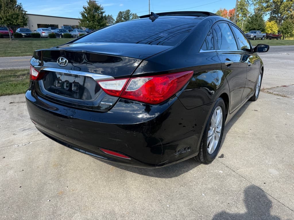 2012 Hyundai SONATA SE - Image 5